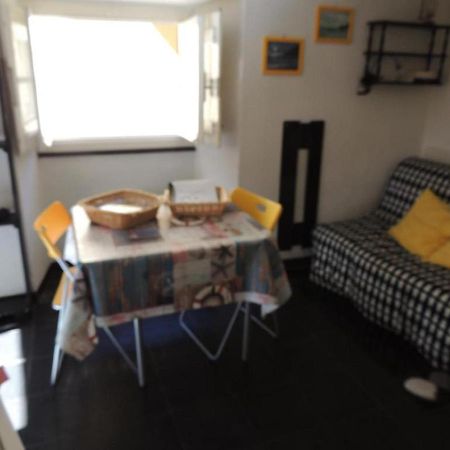 Bilocale Centro Storico - Via Sant' Erasmo Apartamento Bonassola Exterior foto